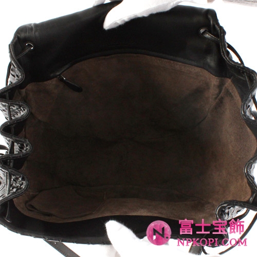 Bottega Veneta/ボッテガ・ヴェネタ  ラムスキン ショルダーバッグ ブラック 245342V00168175